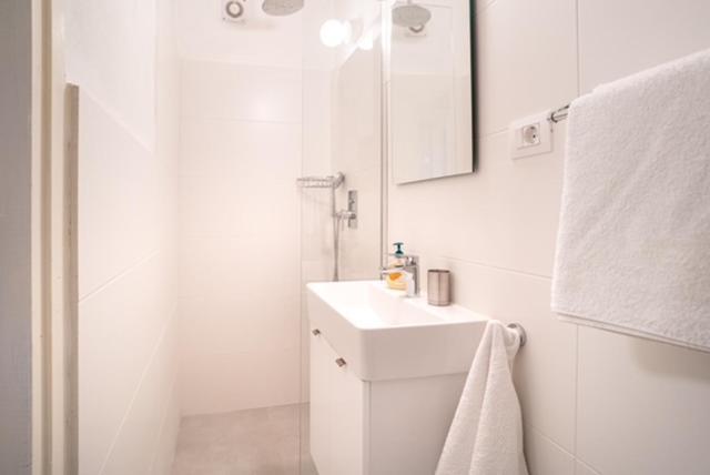 Fish4Wish Old Town Rovinj Studio Apartment מראה חיצוני תמונה